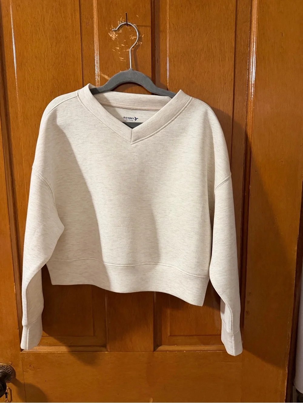 Old Navy Light Cream V-Neck Pullover Girls Sweater